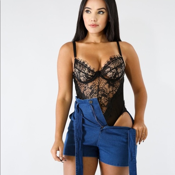 Black lace bodysuit - Picture 2 of 6